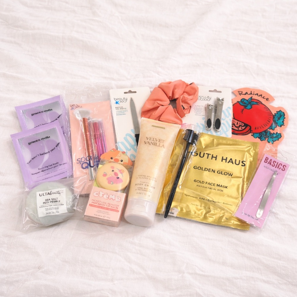 Self Care Spa Bundle Skincare Masks Lip Care Beauty Tools Gift Set